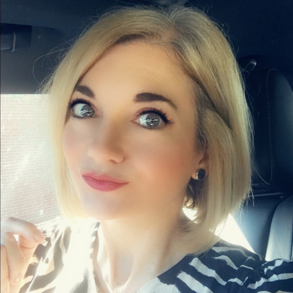 Meet your Posher, Kimberly